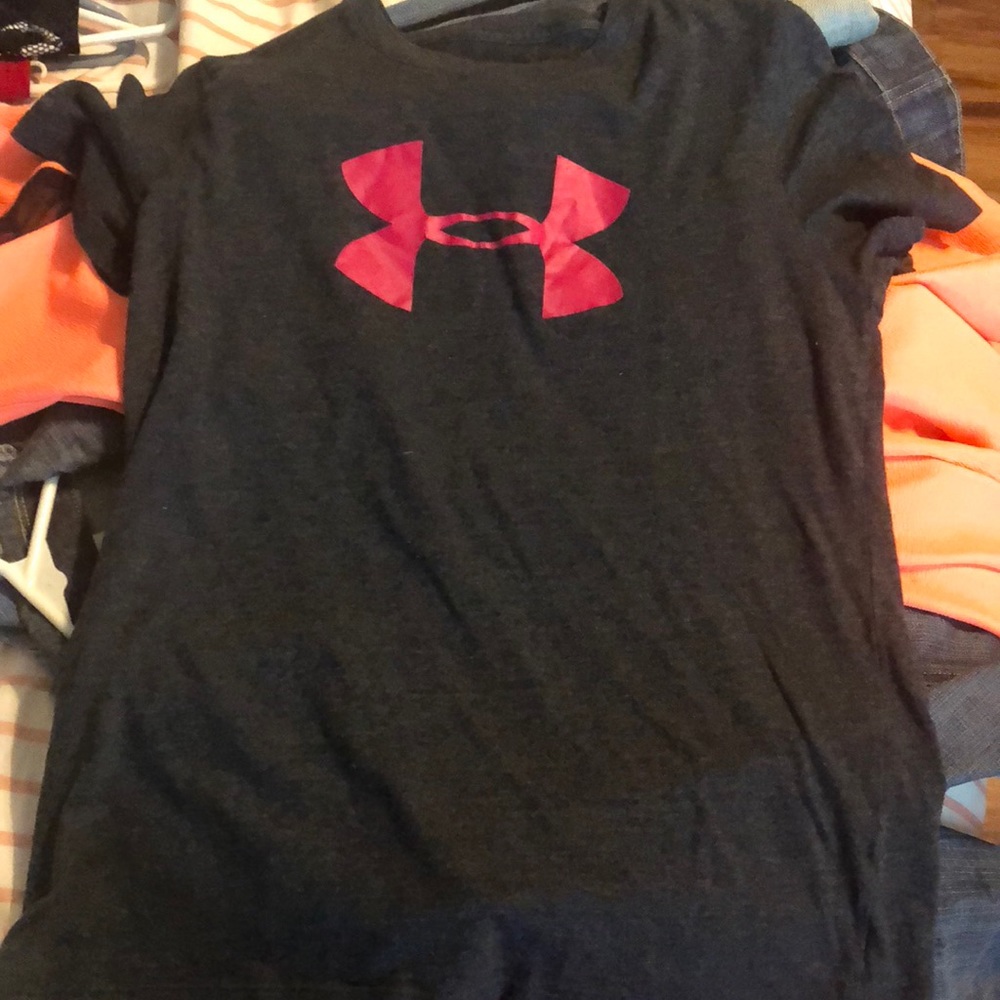 Under armor work-out shirt
